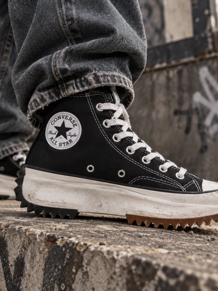 Converse Run Star Hike – Black